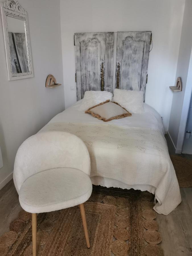 Au Poeme Du Chene, Logement Independant, Calme, Parking Gratuit Basse-Goulaine Exterior photo