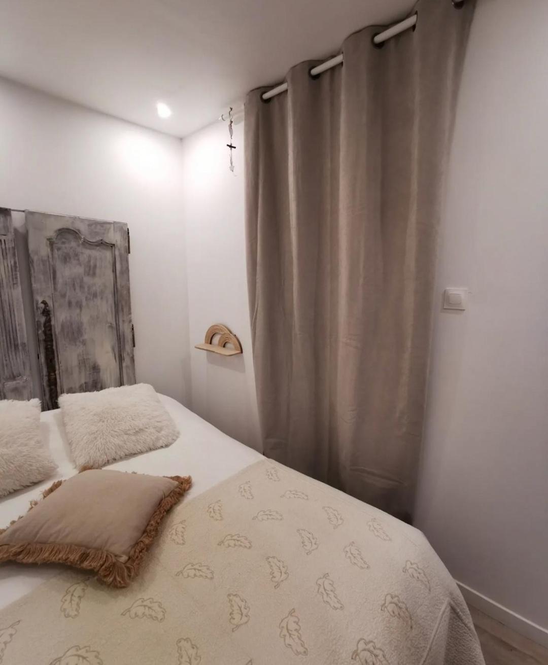 Au Poeme Du Chene, Logement Independant, Calme, Parking Gratuit Basse-Goulaine Exterior photo